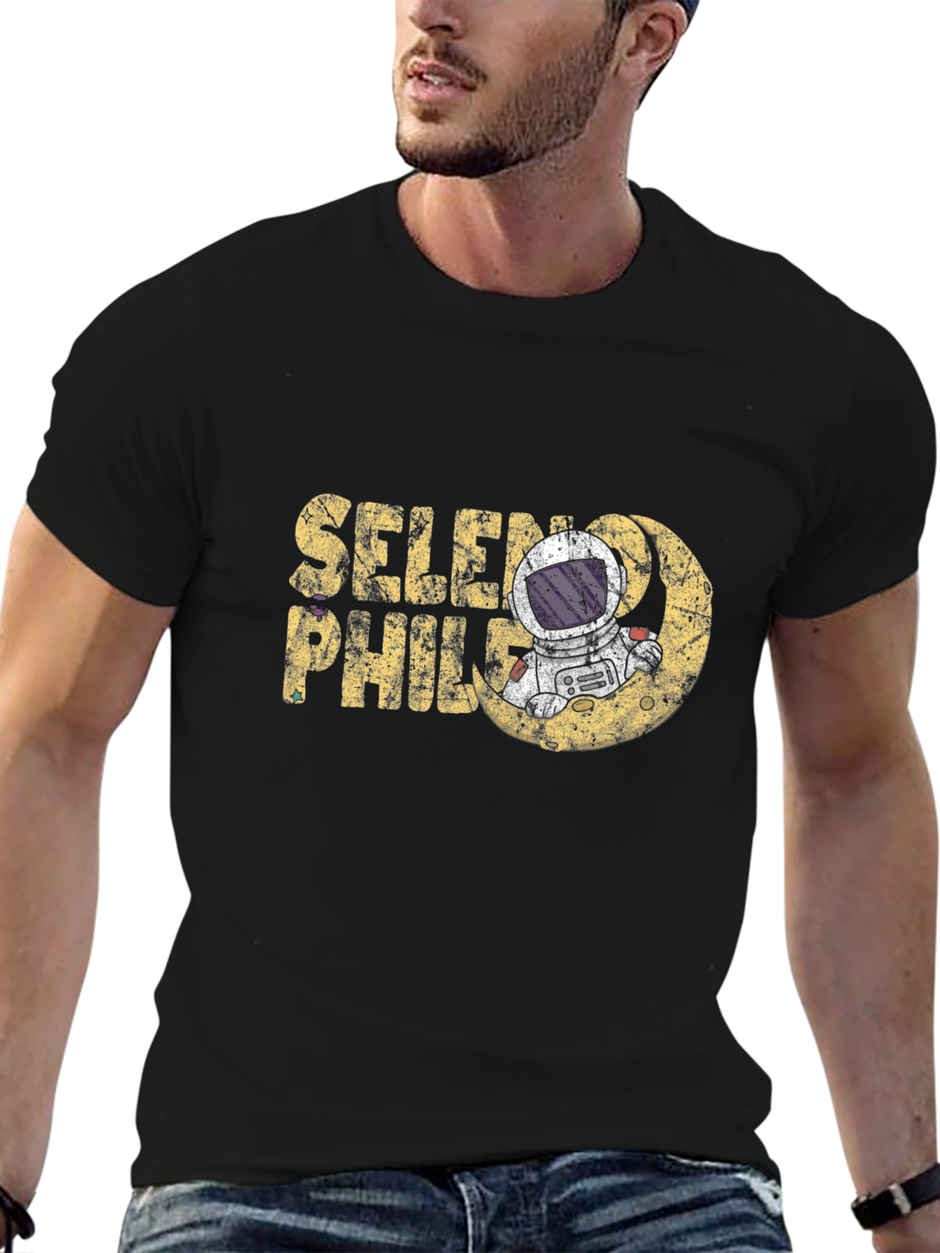 Seleno Philia Astronaut Graphic T-Shirt