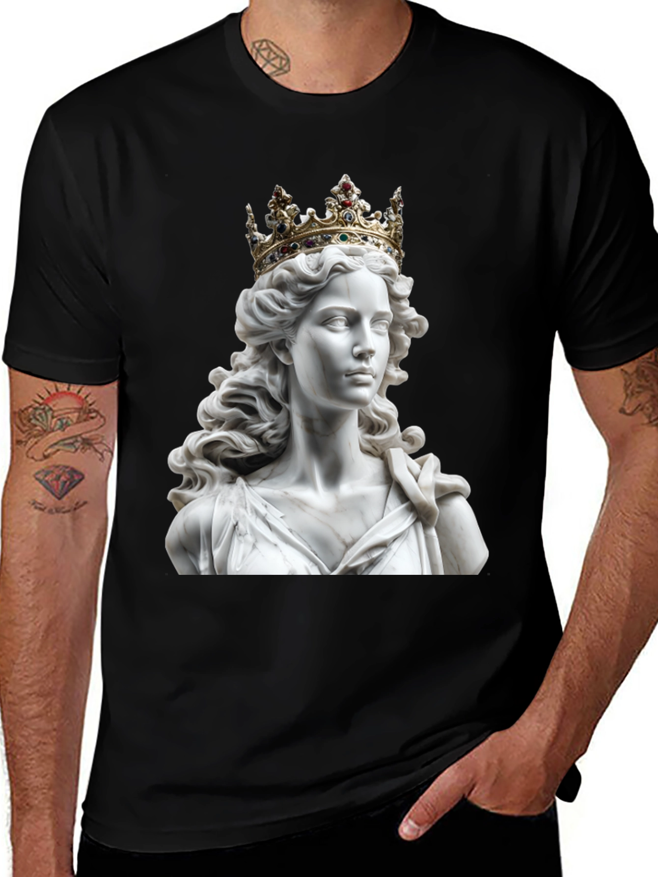 Statue Queen Graphic Tee - Regal Style