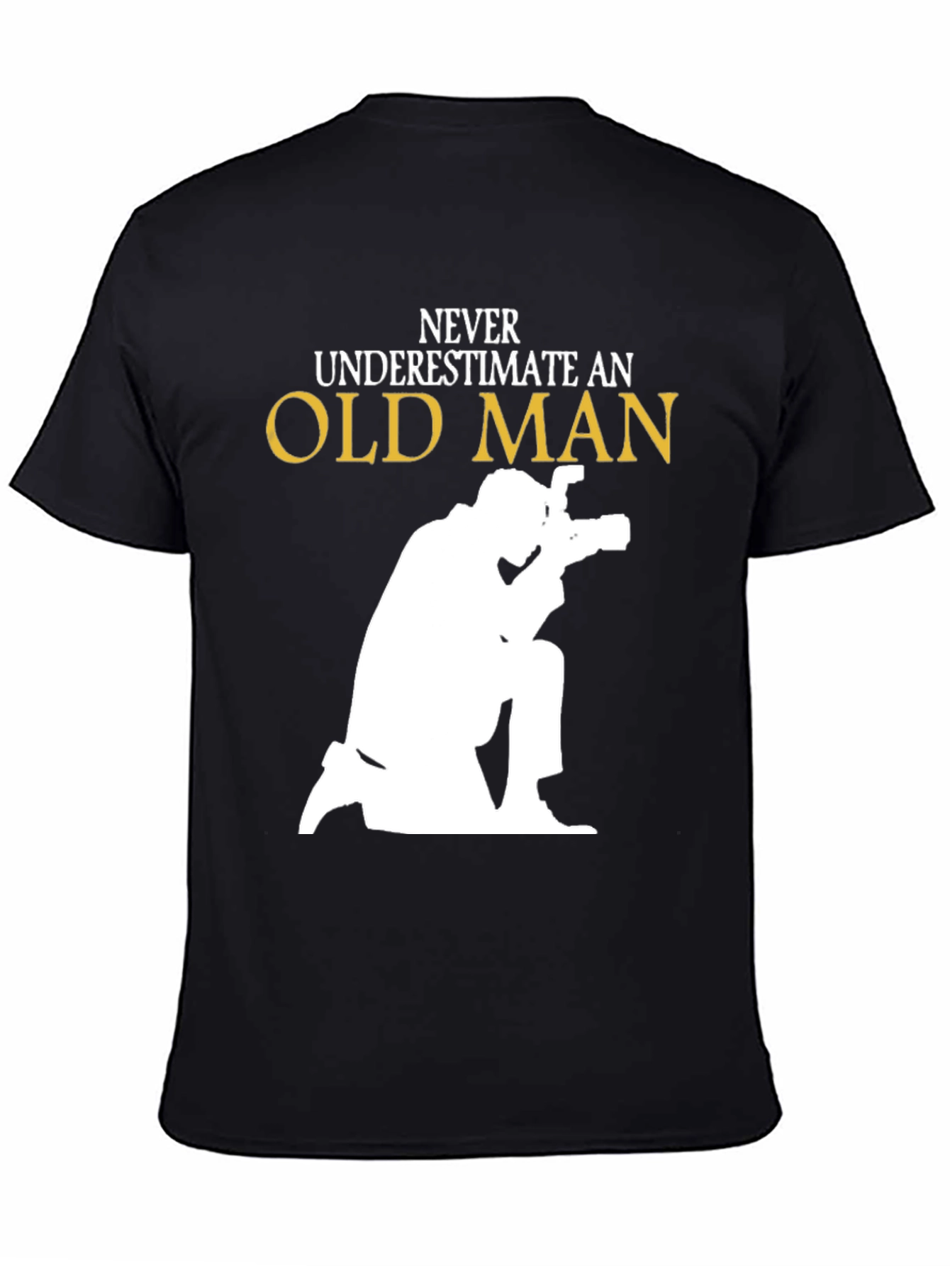 Never Underestimate Old Man Photographer Graphic T-Shirt